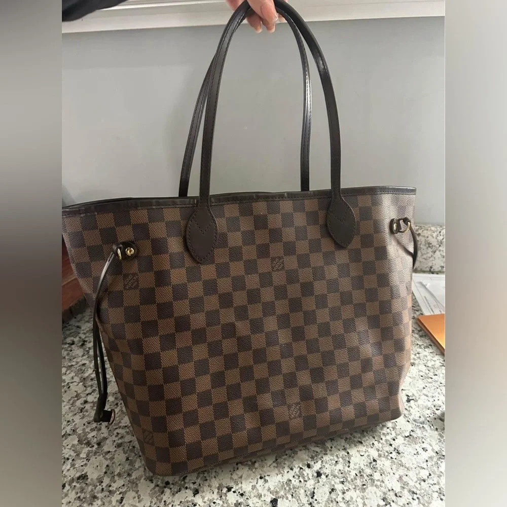 LOUIS VUITTON DAMIEN EBENE NEVERFULL & POUCH - Picture 2 of 4